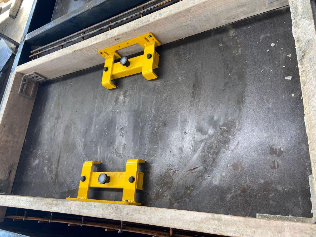 9ookg Concrete Shuttering Magnet application pictures